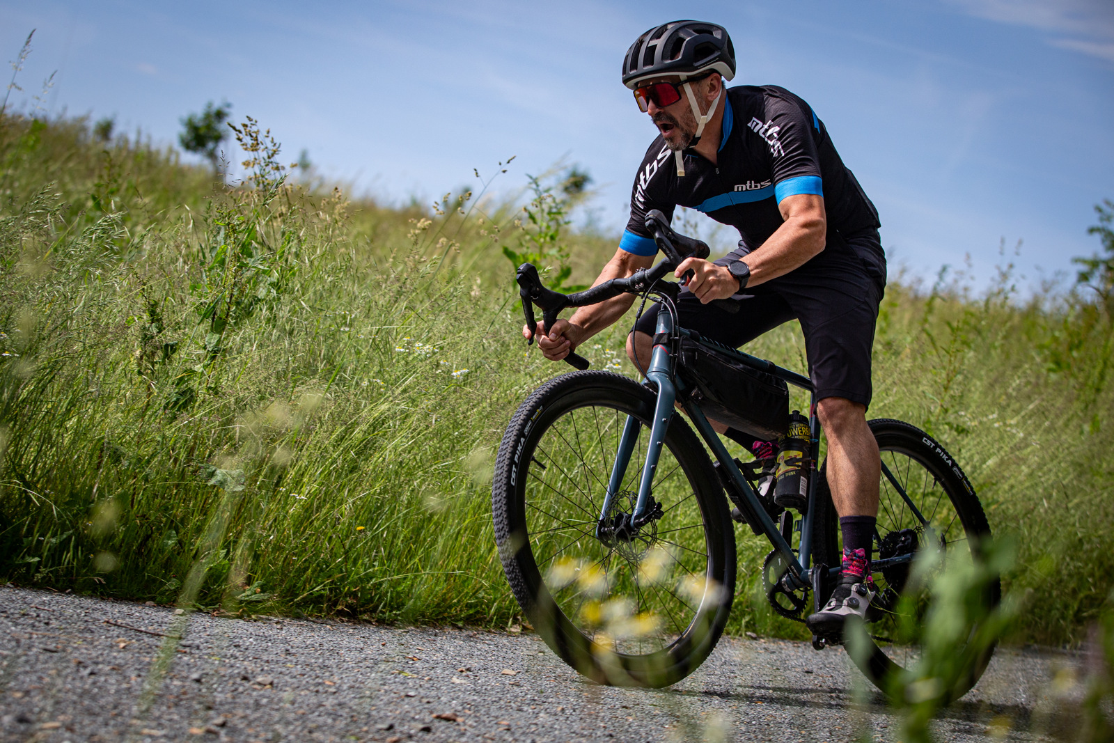 Gravel plt CST Overton & Pika 700x45c