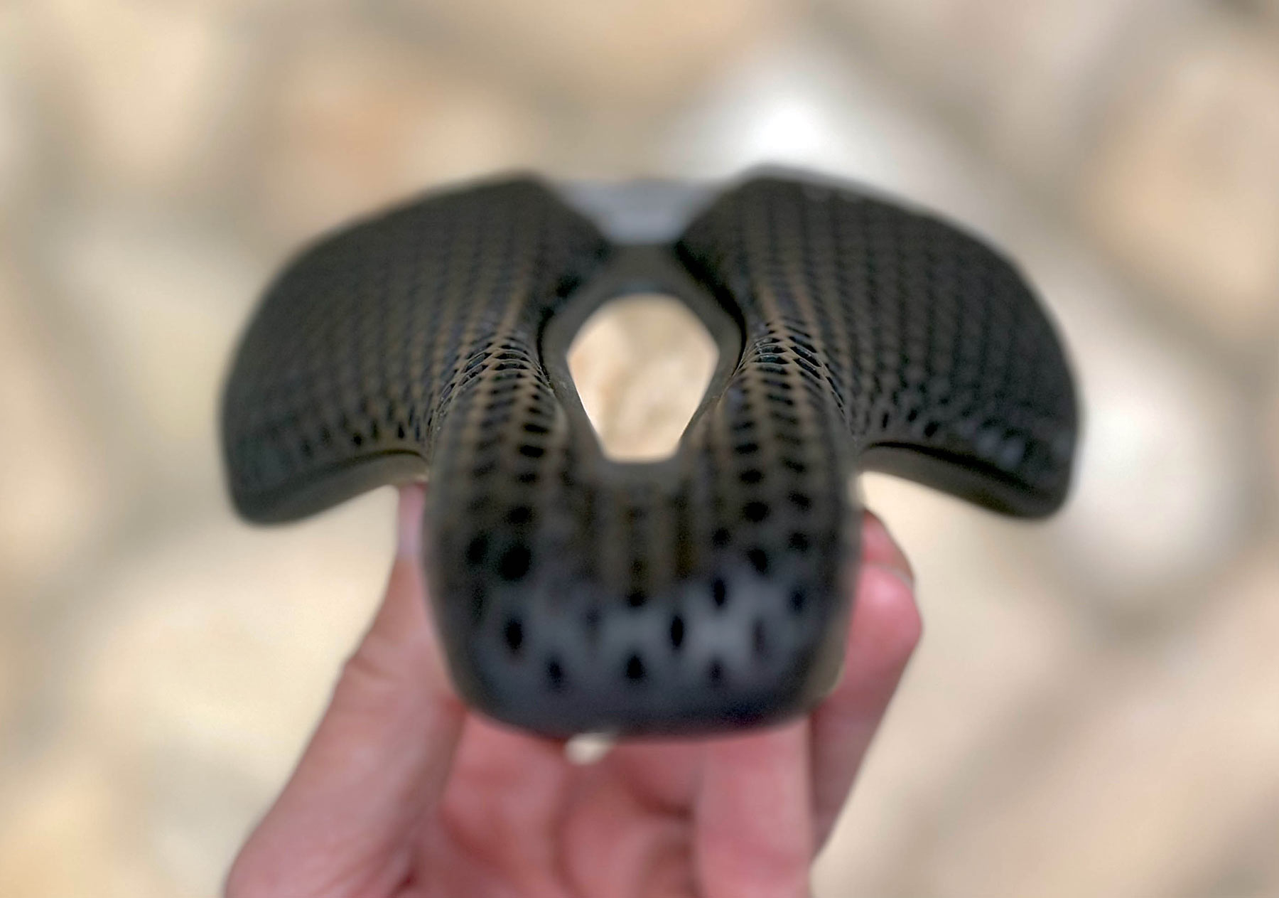 Sedlo s 3D - Enlee EM 800