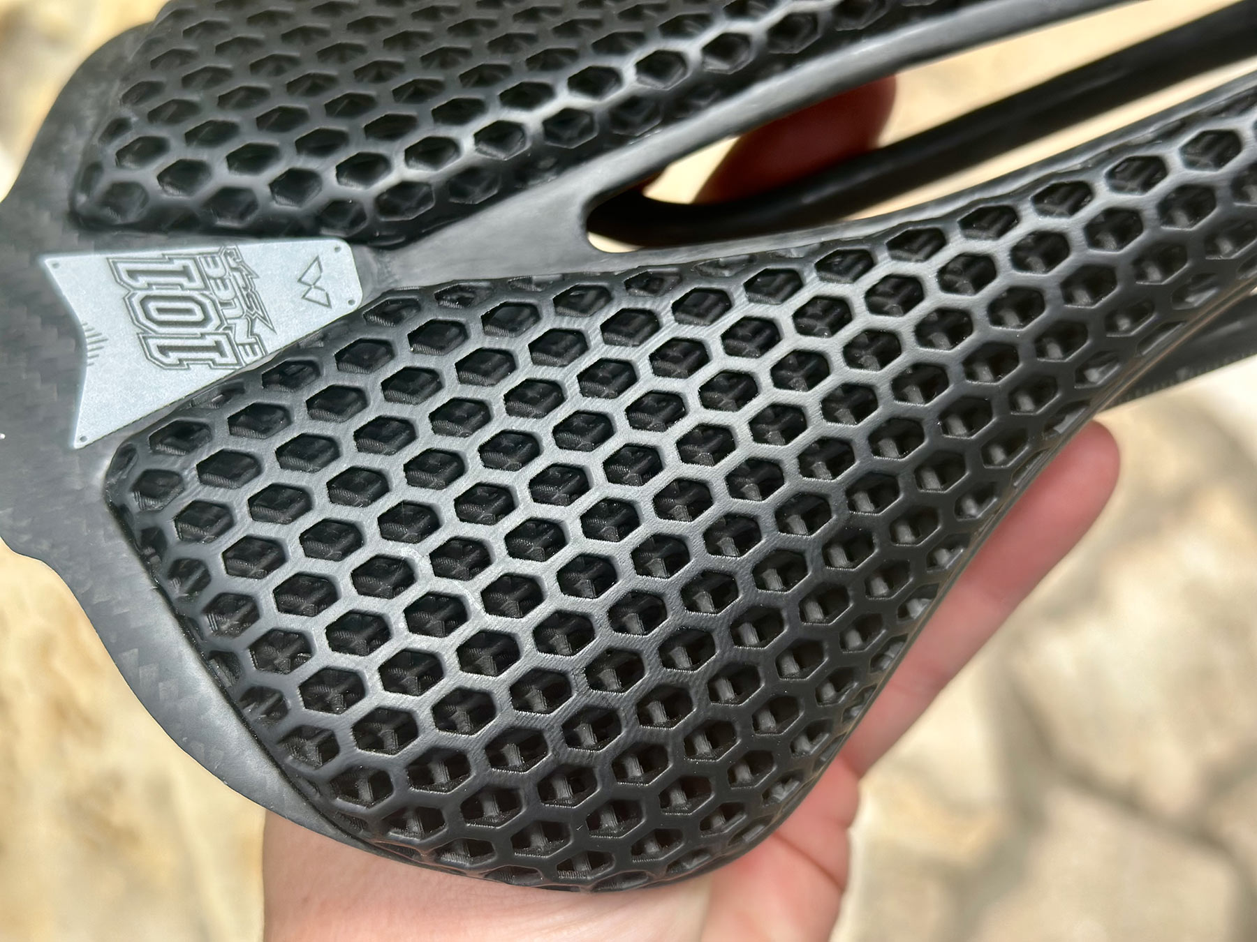 Sedlo s 3D - Enlee EM 800