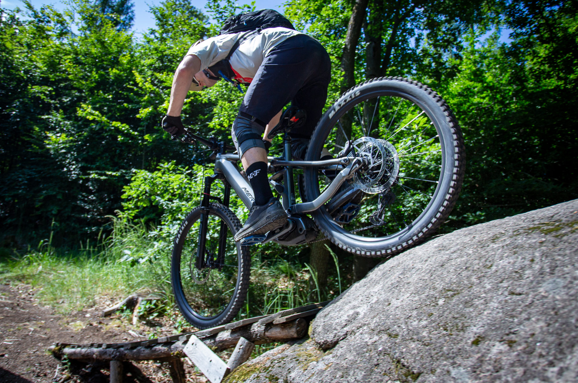 Merida eONE-Eighty 700