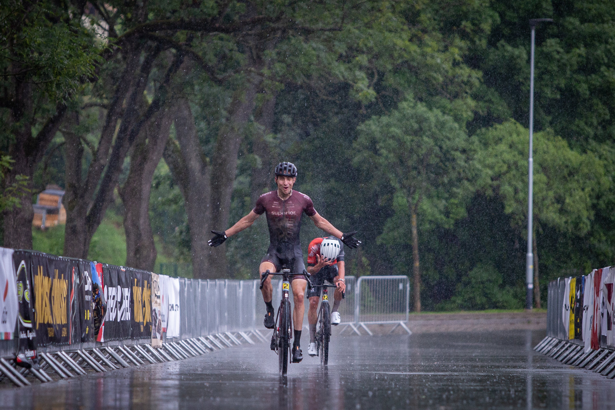 Hlinsko 2025 - dramatick fini mezi Adelem a Jekem