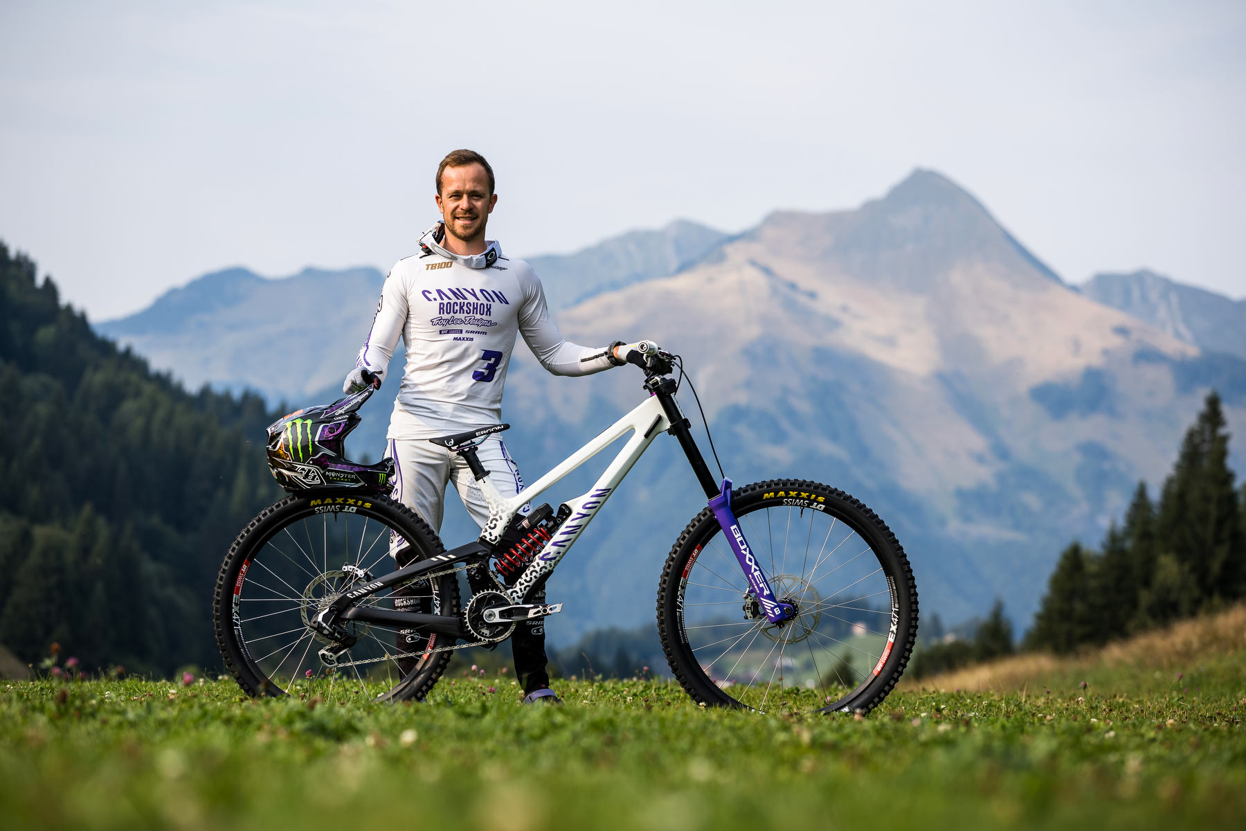 Canyon Sender CFR Team Troye Brosnana