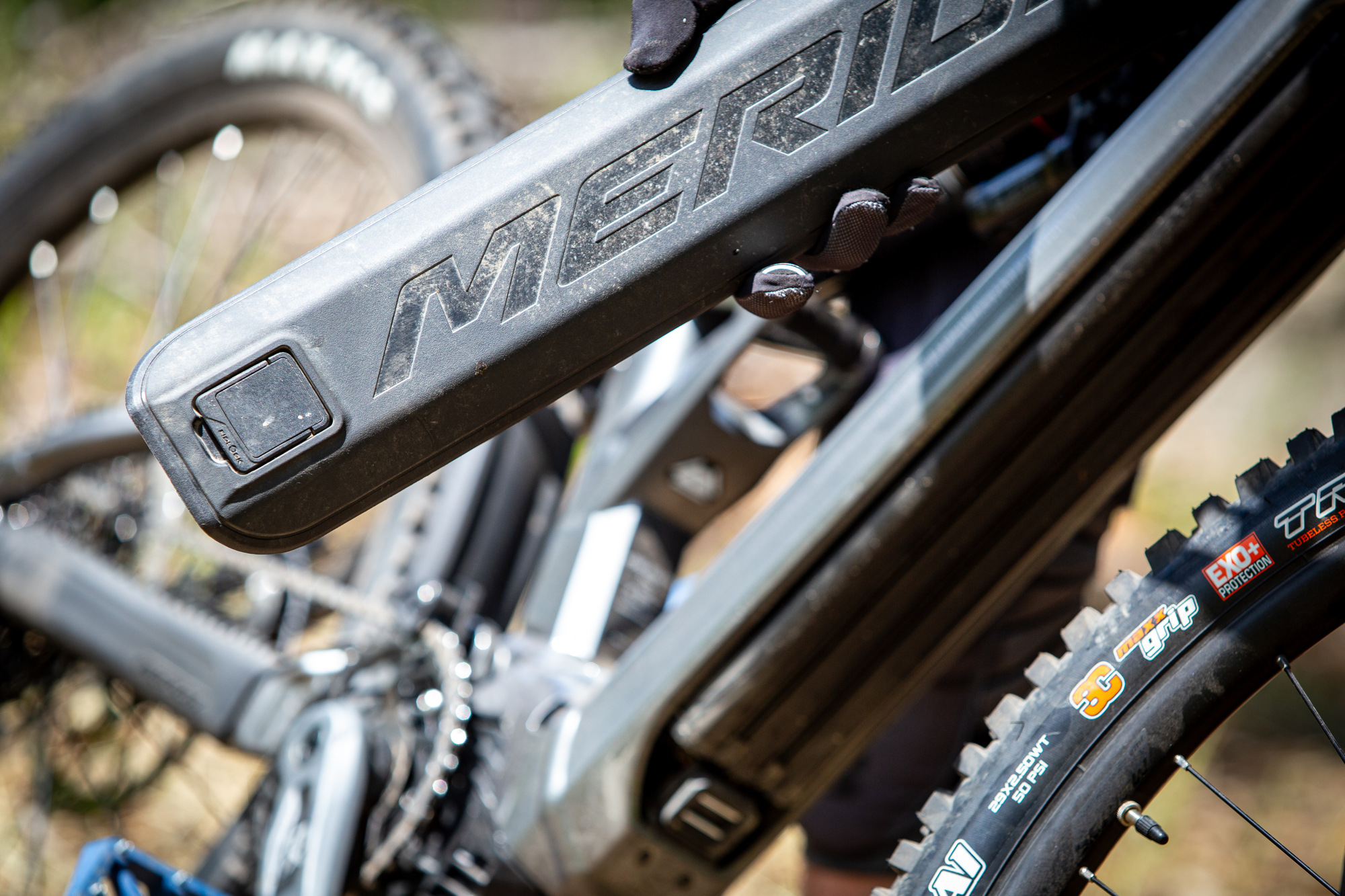 Merida eONE-Eighty 700