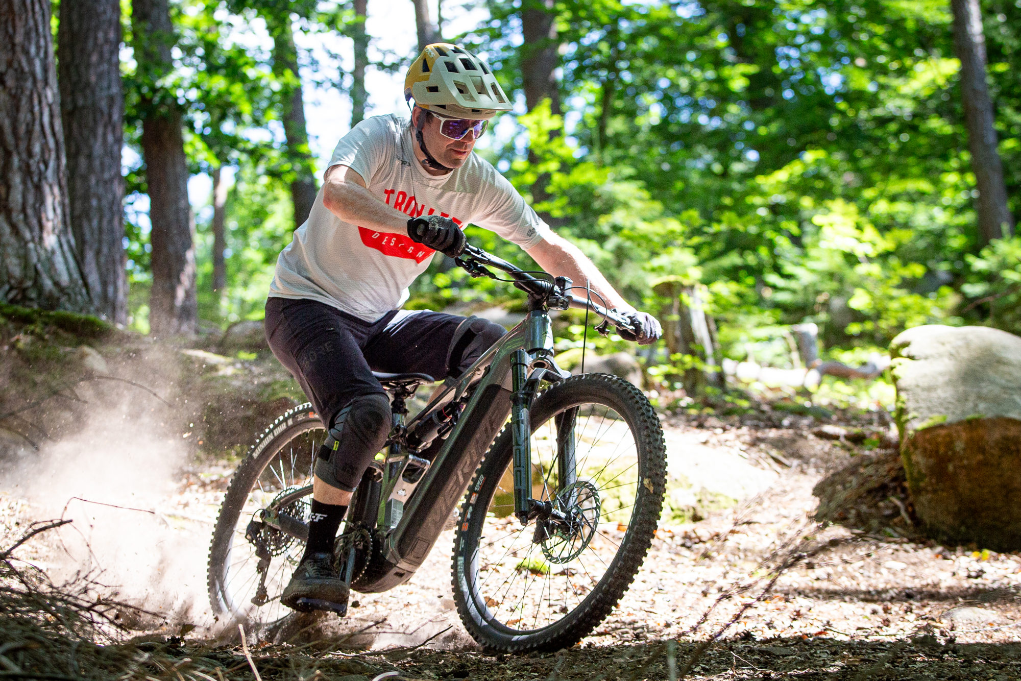 Merida eONE-Eighty 700