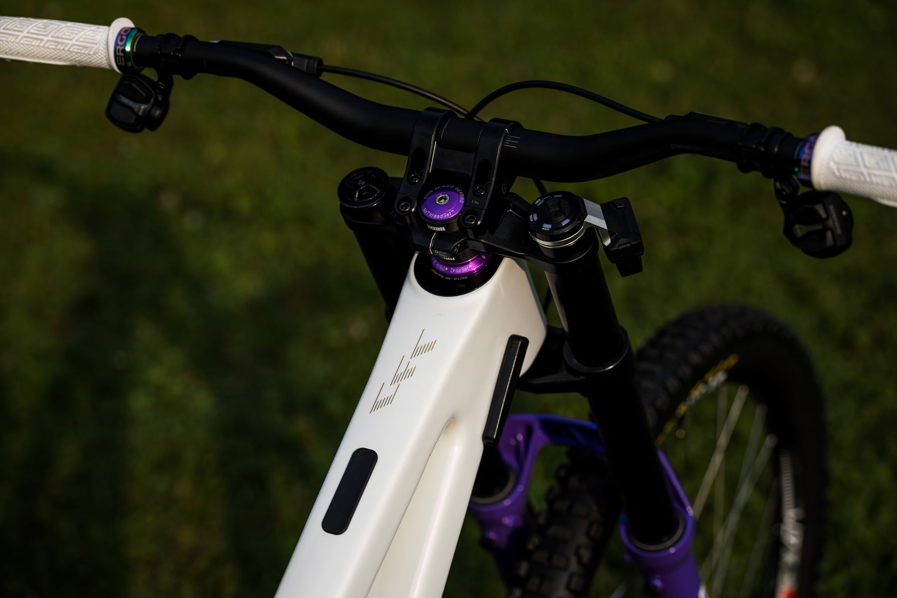 Canyon Sender CFR Team Troye Brosnana