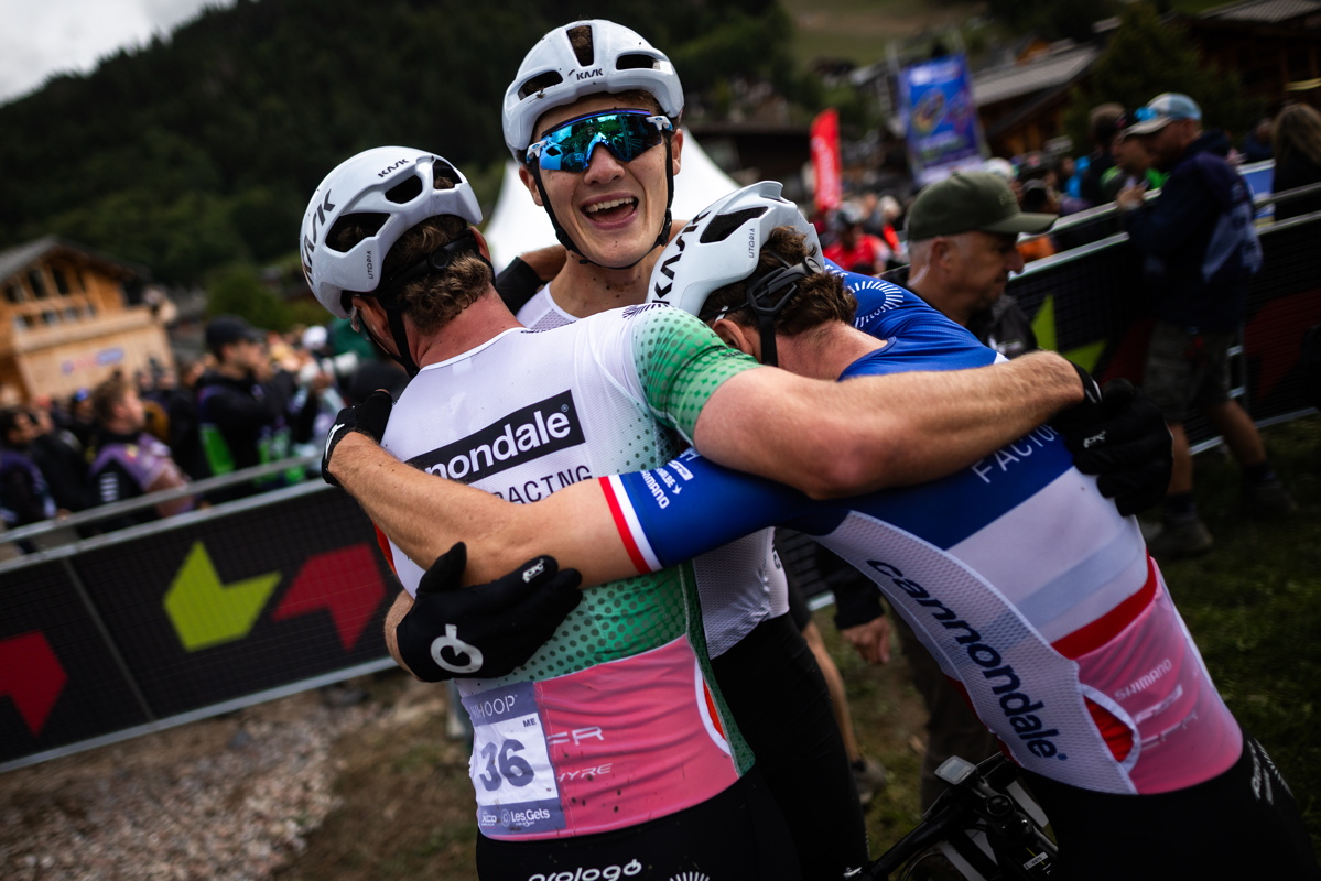 radost v tmu Cannondale