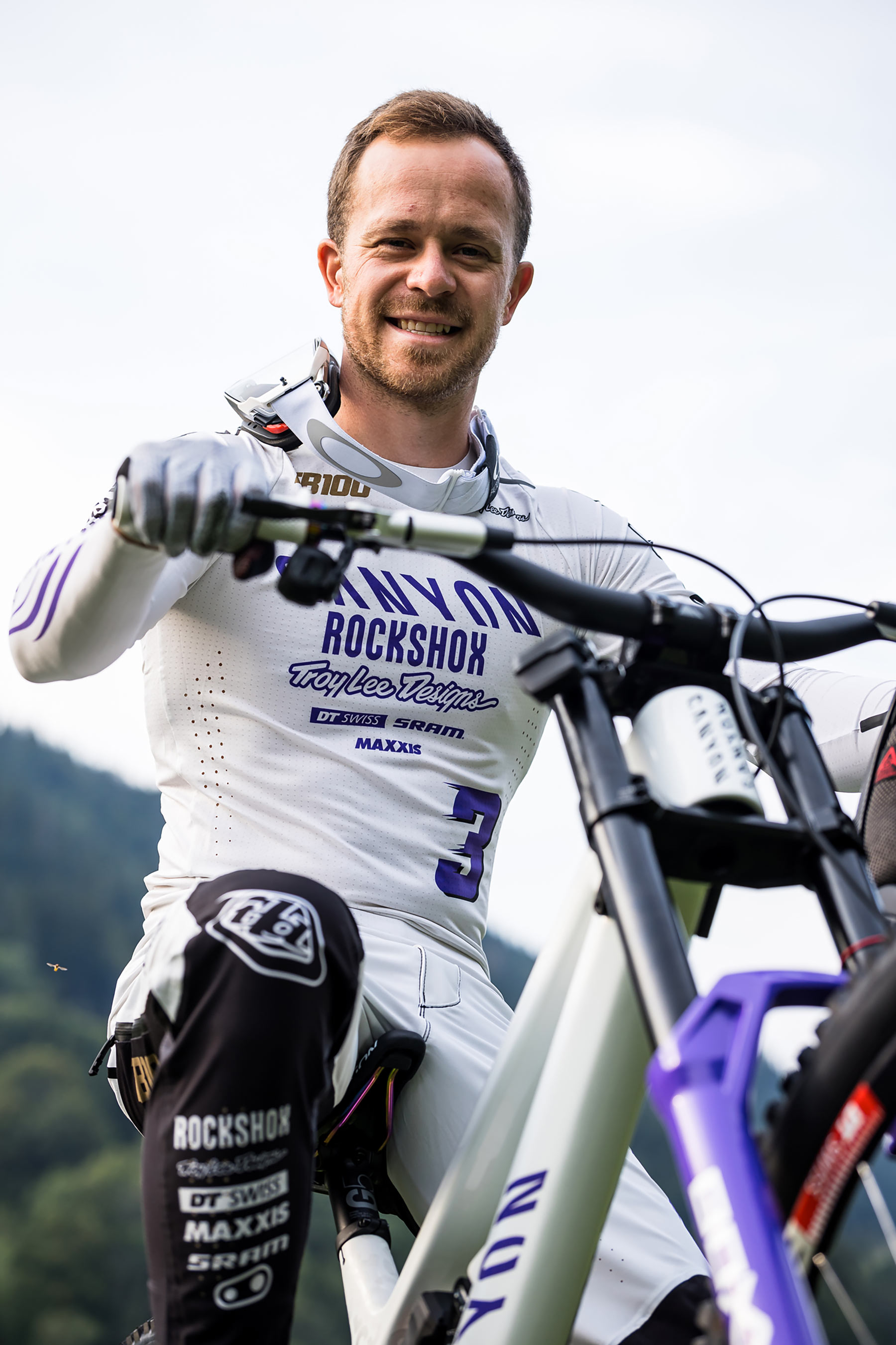 Canyon Sender CFR Team Troye Brosnana