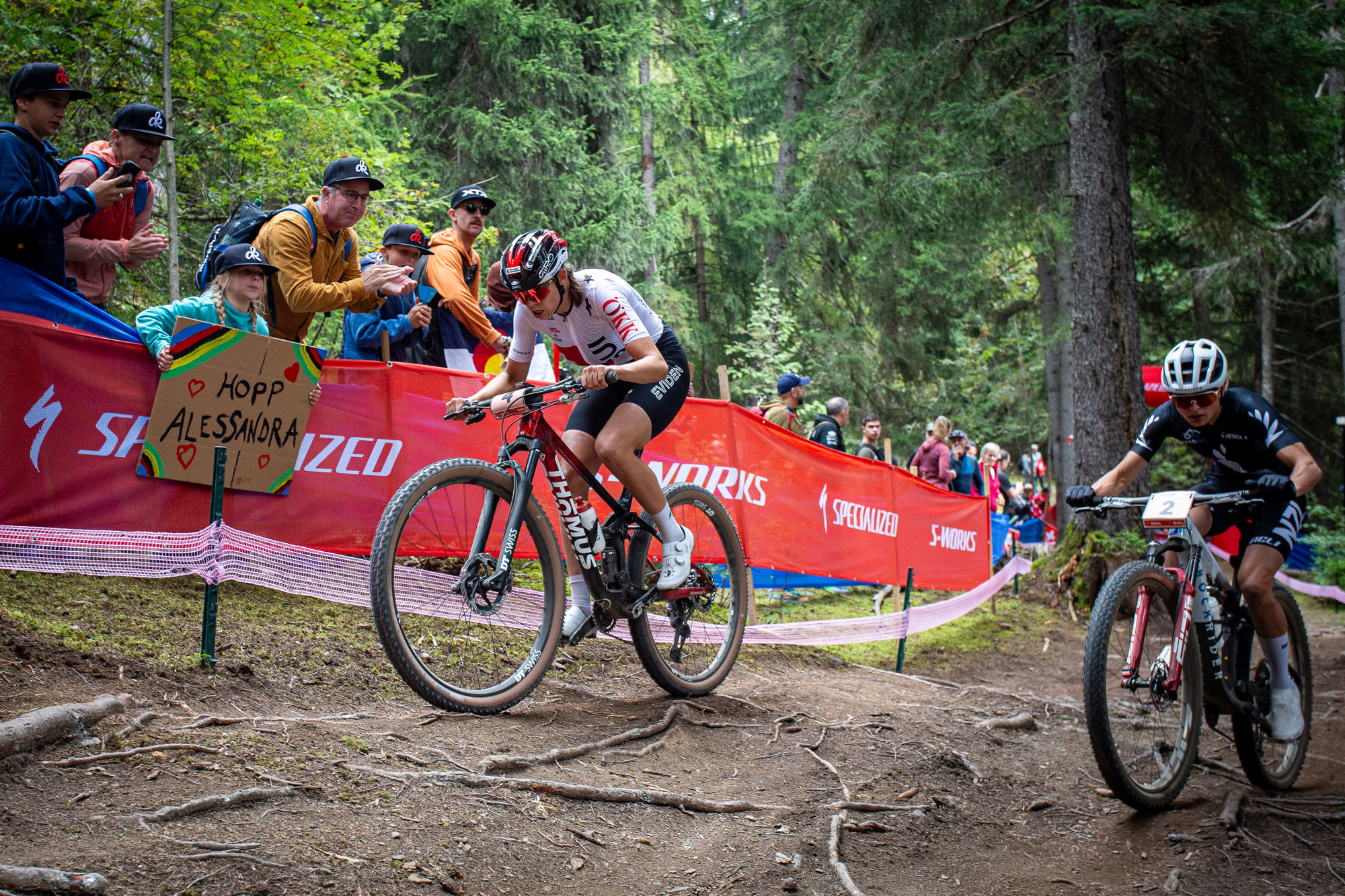 MS MTB 2025 - bitva o druh msto mezi Keller a Maxwell