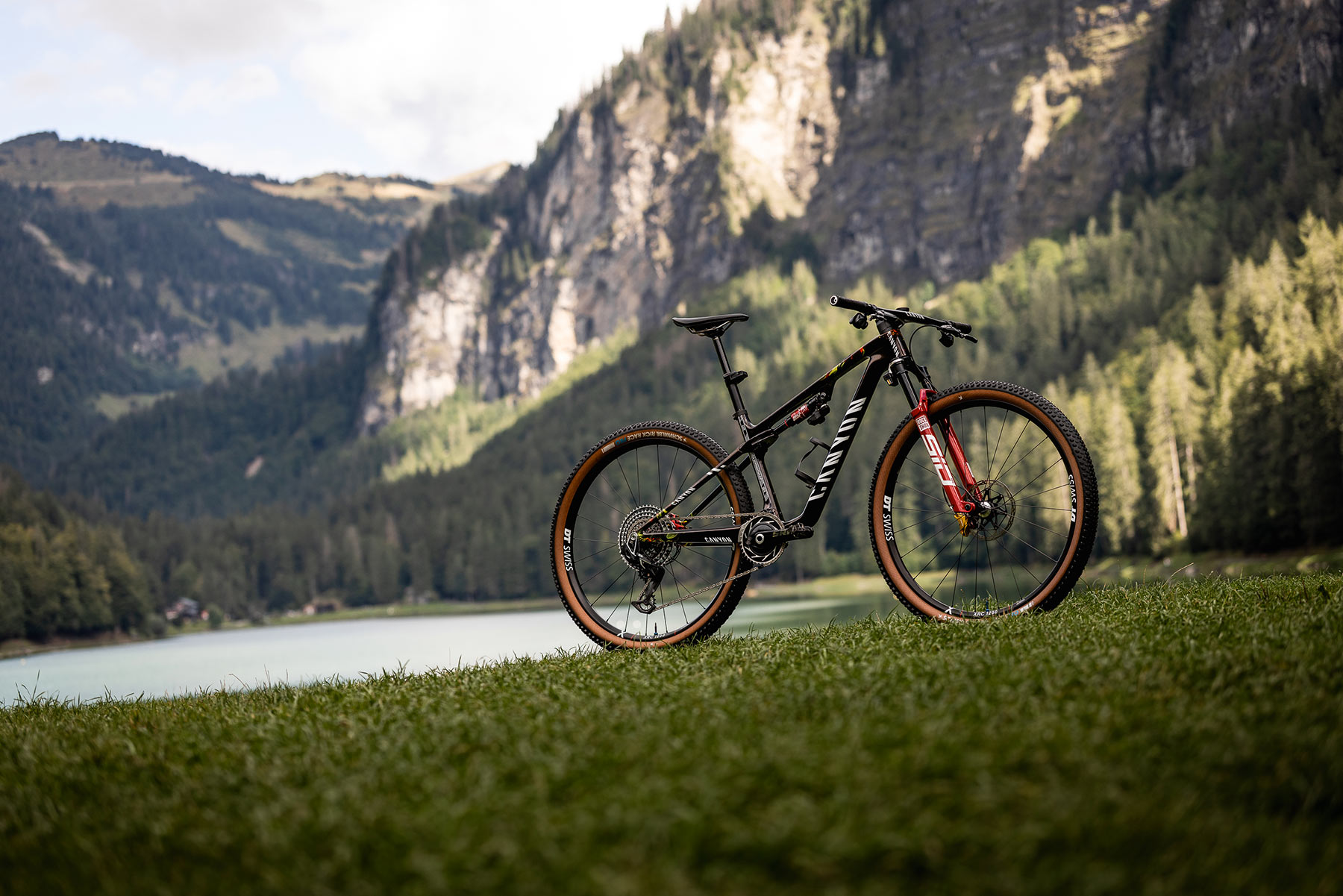 Canyon Lux CFR Lucy Schwarzbauera