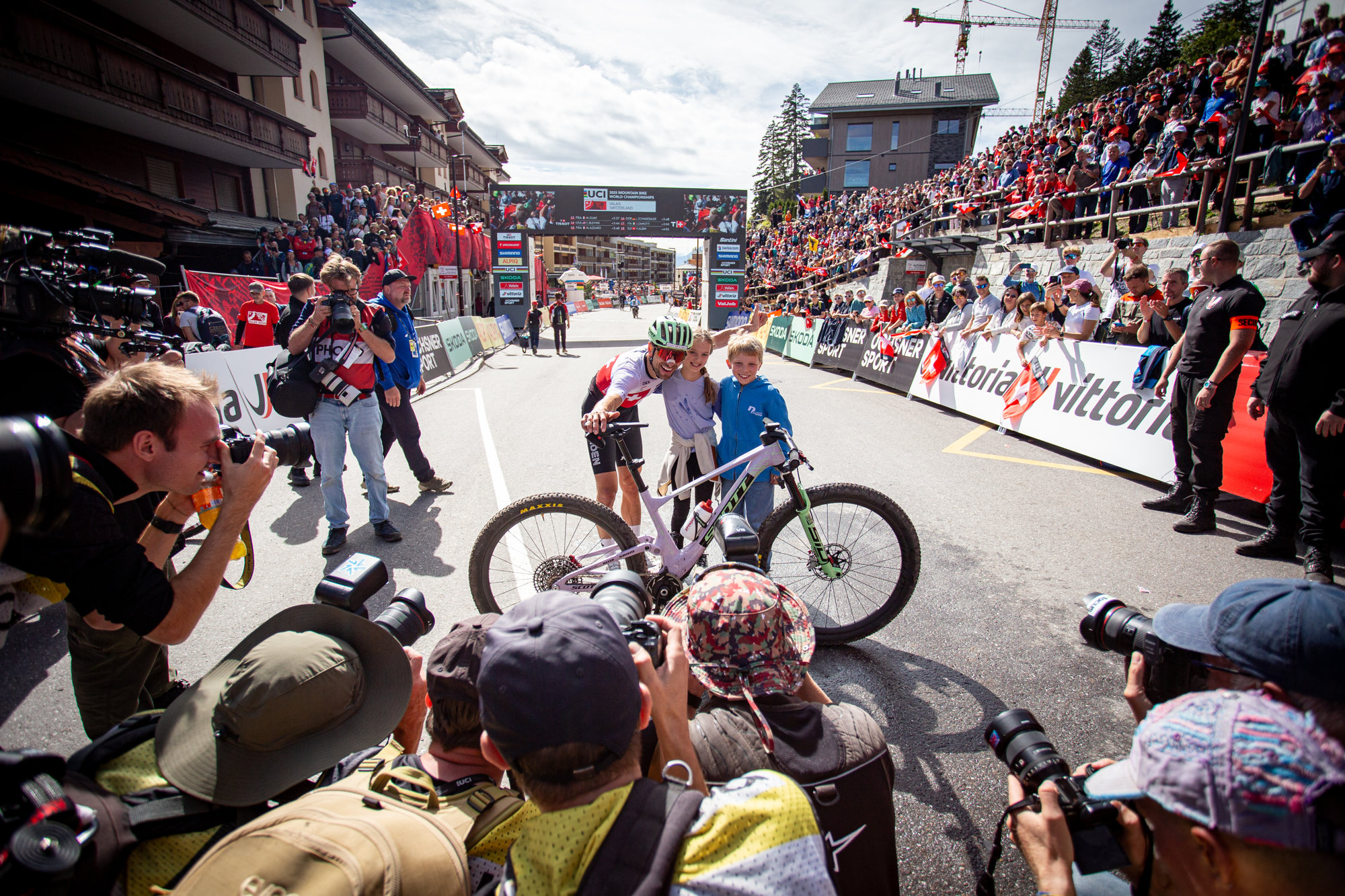 Mistrovstv svta XCO - Crans Montana 2025 - eny U23 & mui Elite