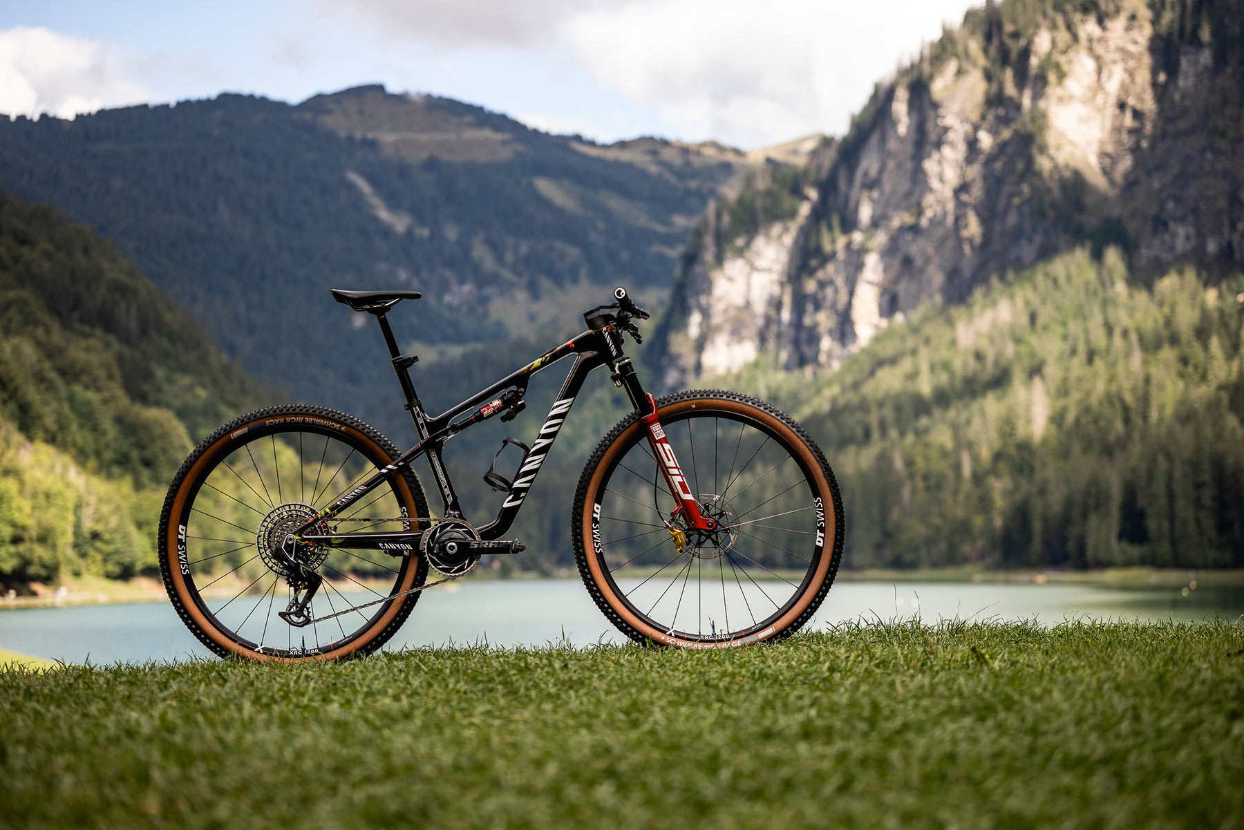 Canyon Lux CFR Lucy Schwarzbauera