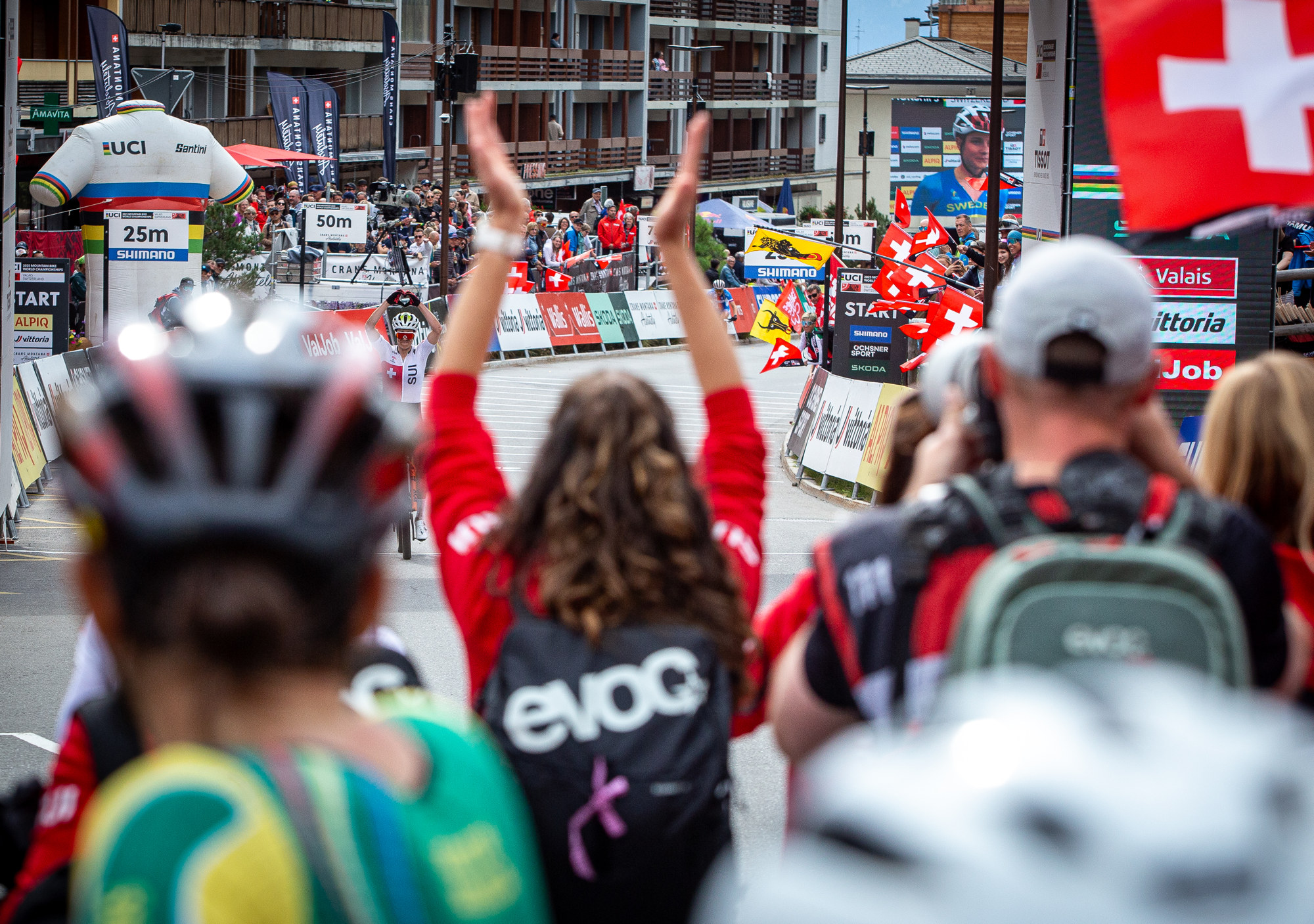 MS MTB 2025 - rozluka Lindy Indergand