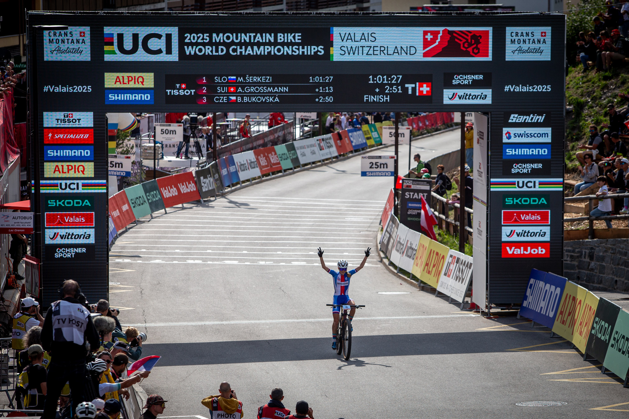 MS 2025 - Bra Bukovsk roziuje svou sbrku medail