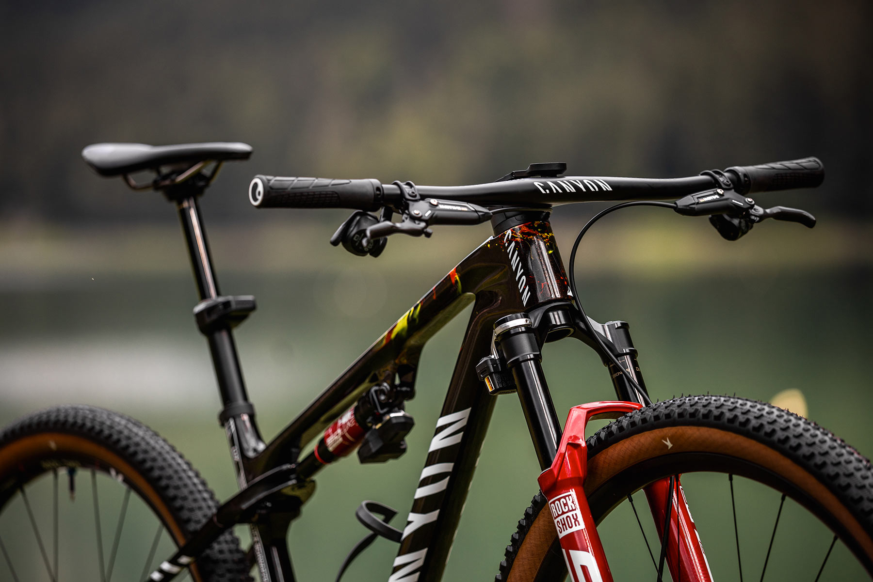 Canyon Lux CFR Lucy Schwarzbauera