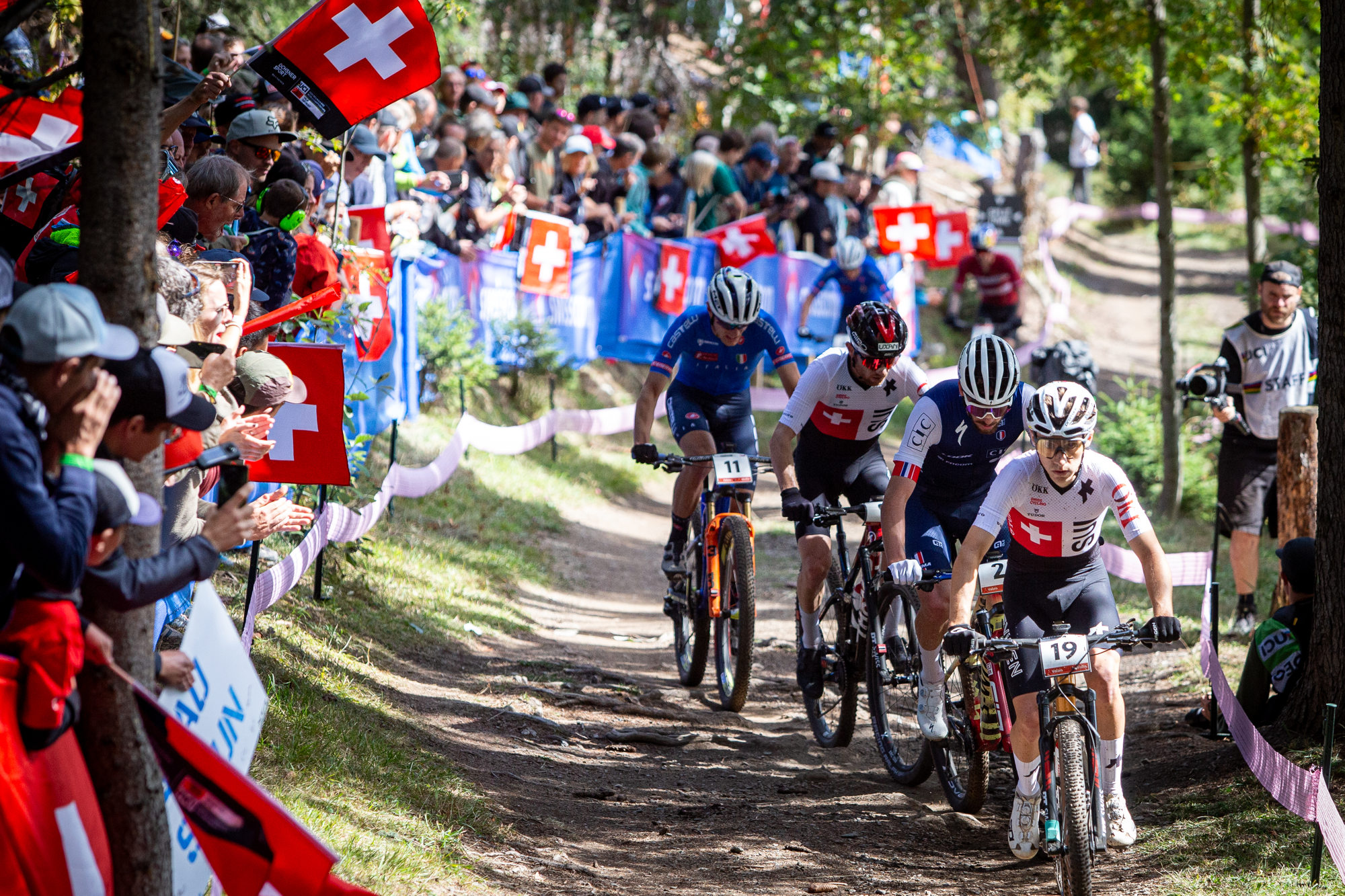 Mistrovstv svta XCO - Crans Montana 2025 - eny U23 & mui Elite