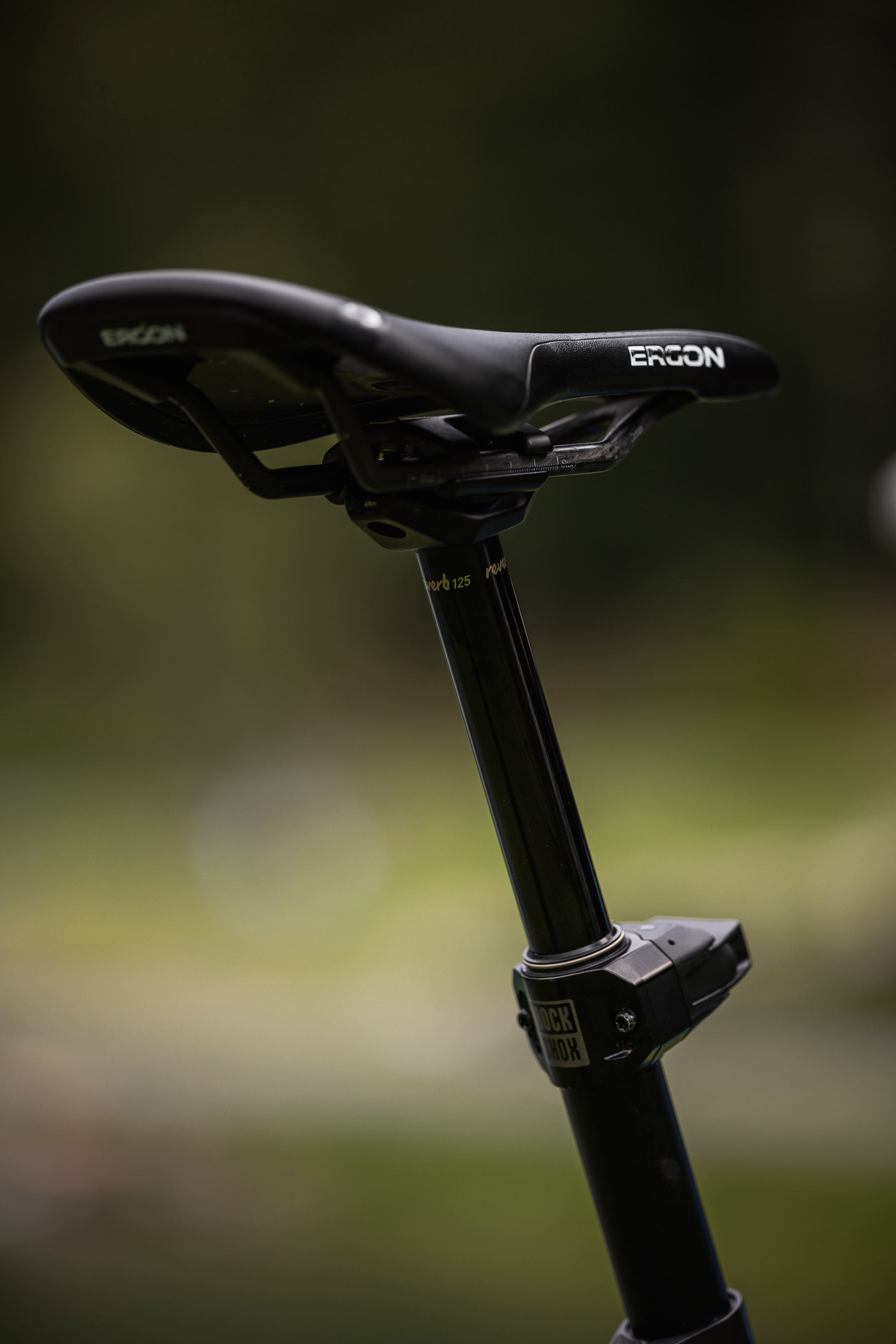 Canyon Lux CFR Valentiny Corvi