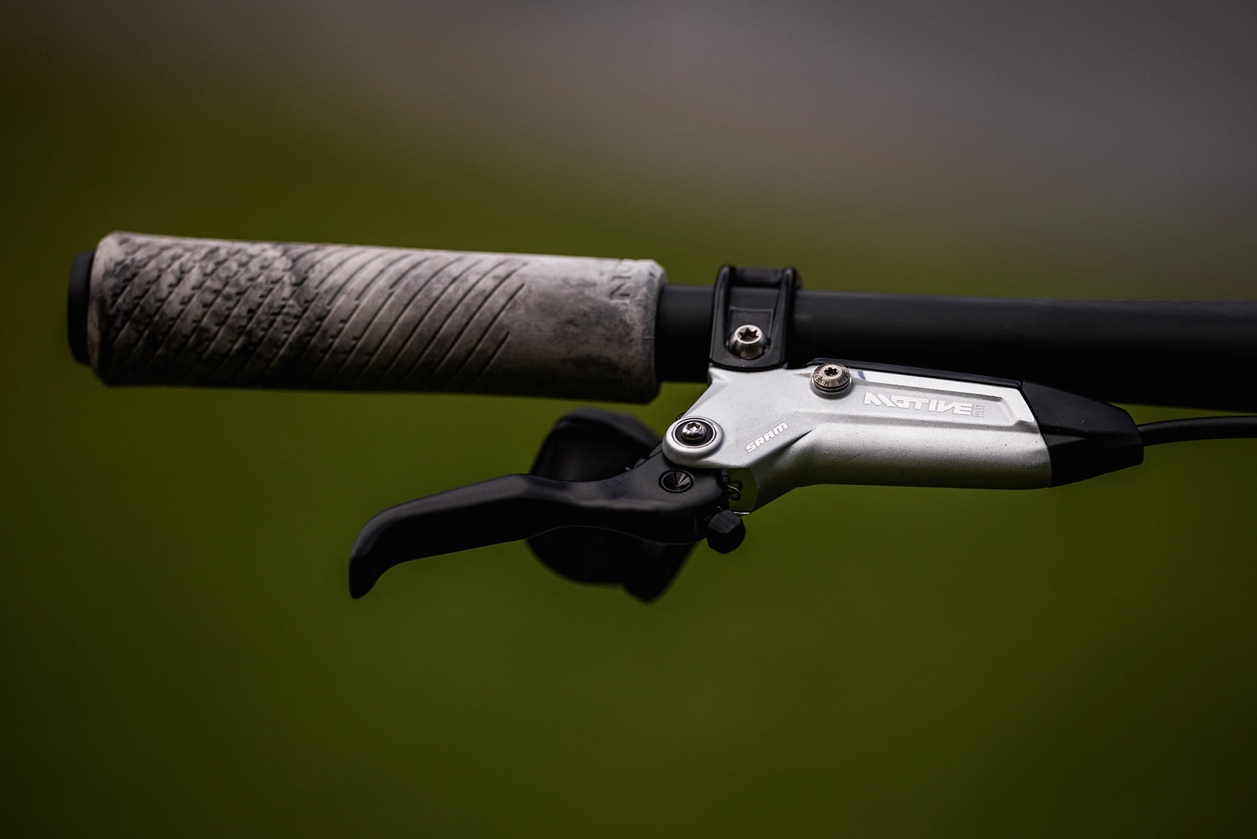 Canyon Lux CFR Valentiny Corvi