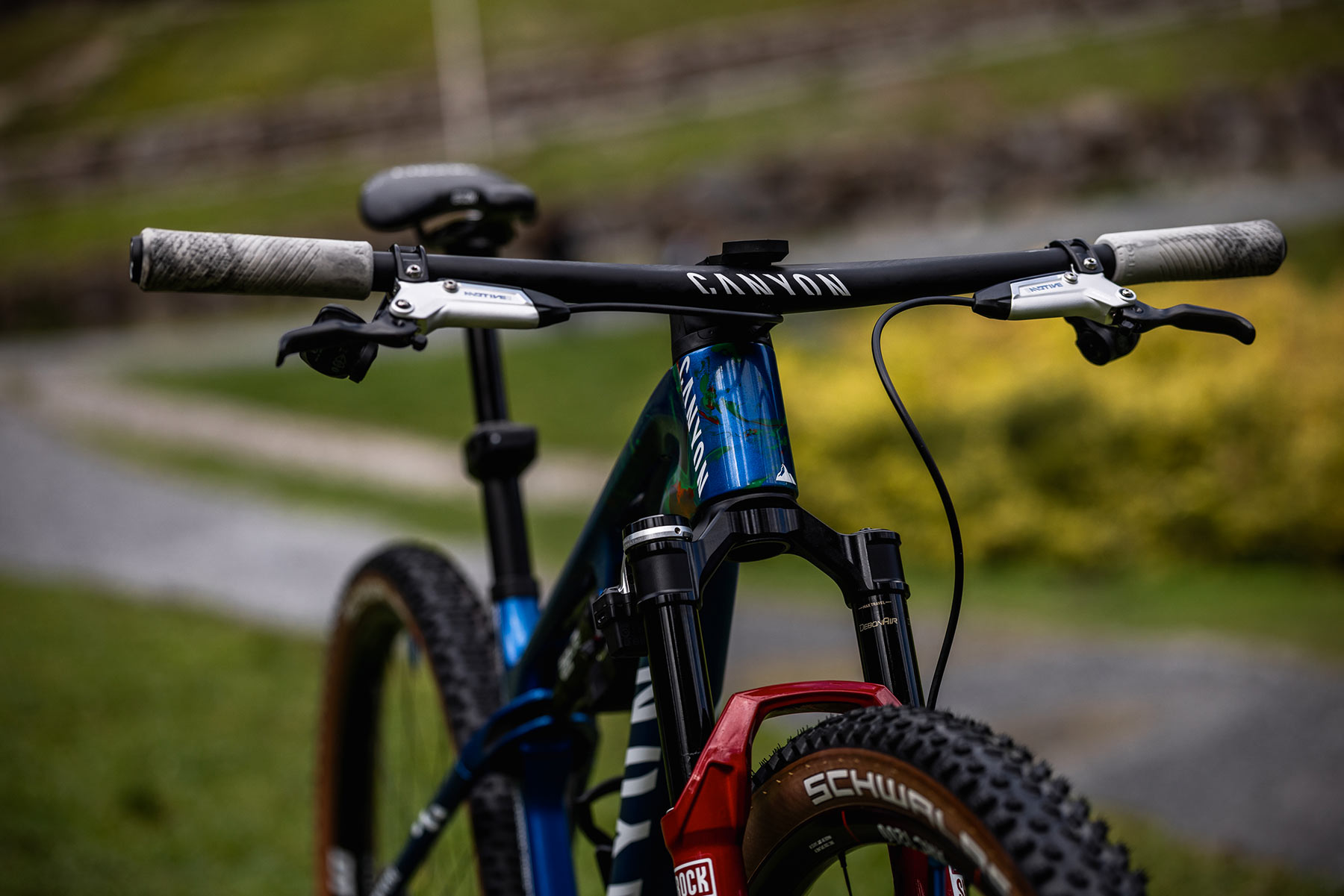 Canyon Lux CFR Valentiny Corvi