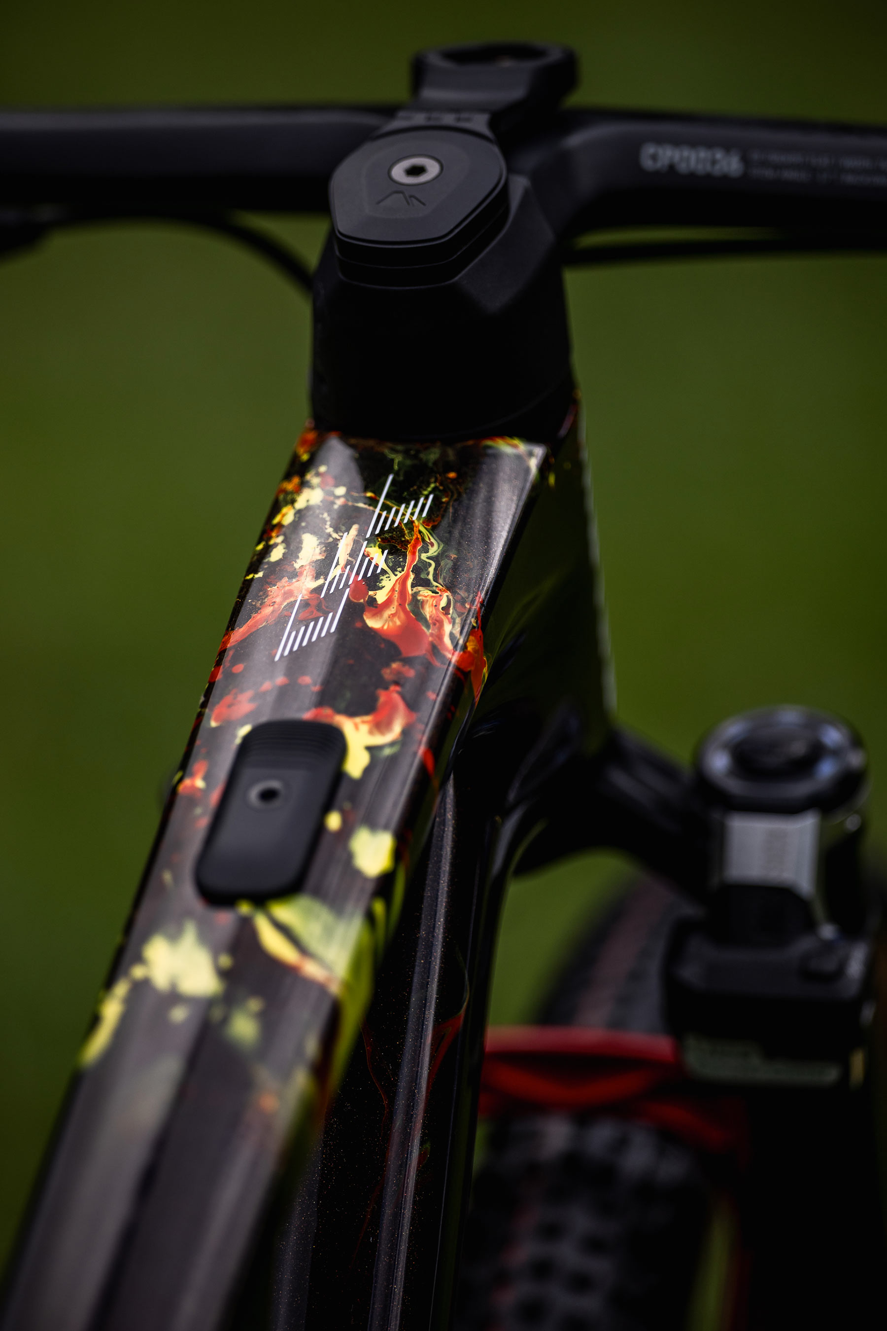 Canyon Lux CFR Lucy Schwarzbauera