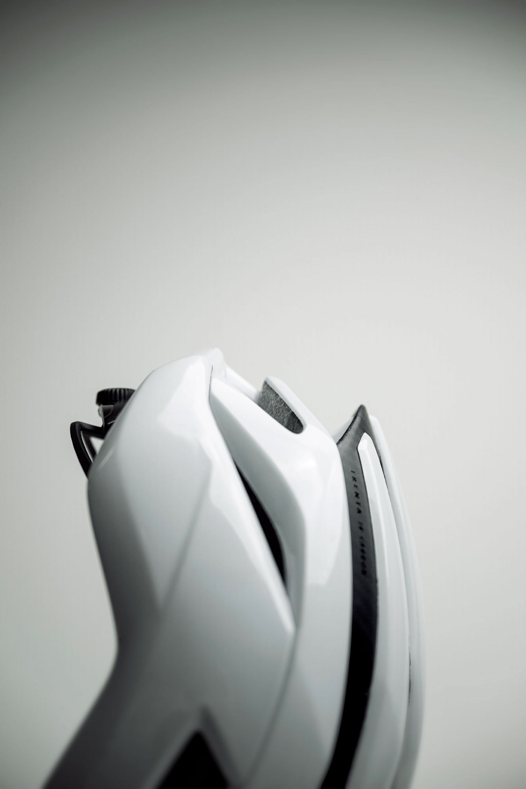 MET Trenta 3K Carbon