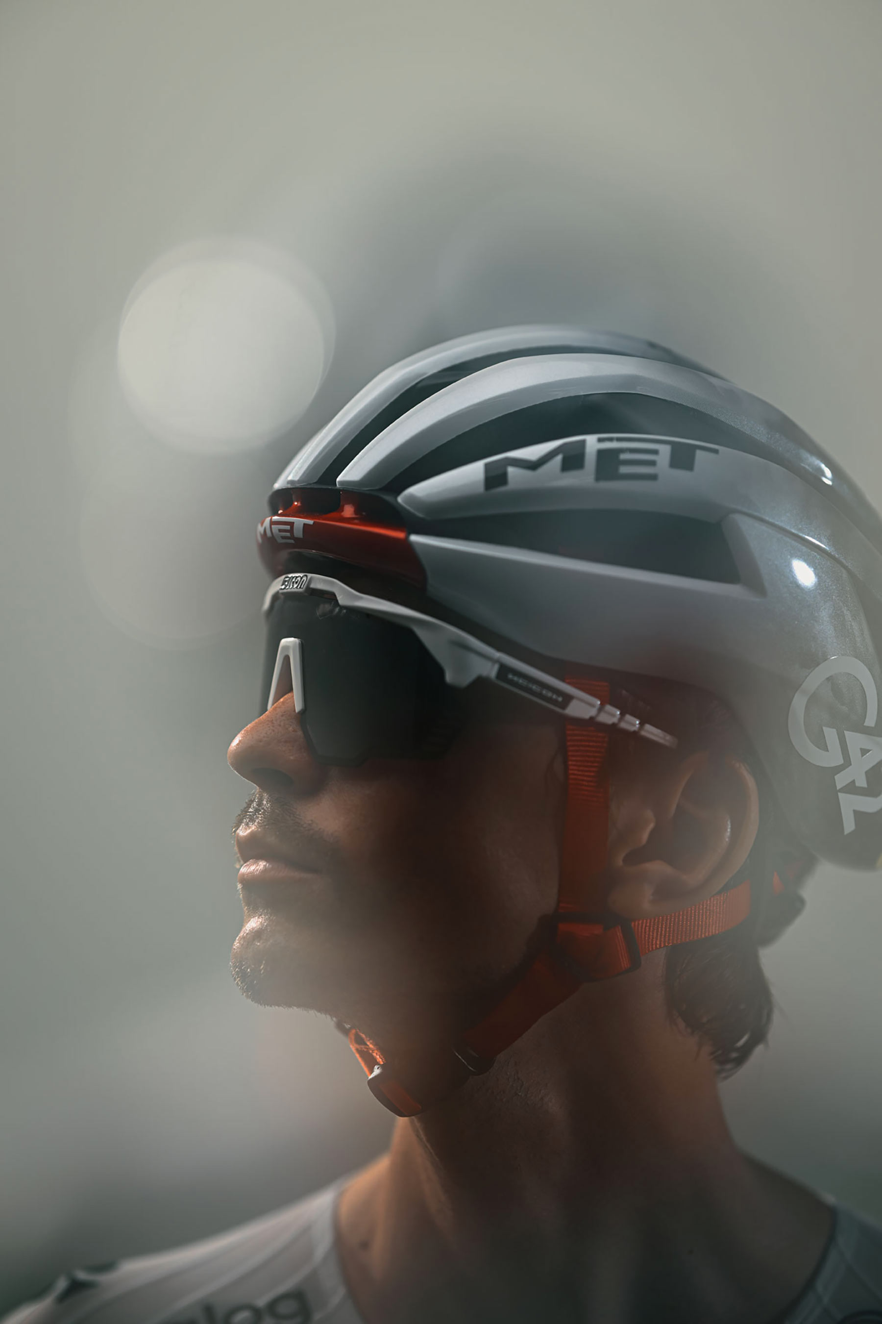 MET Trenta 3K Carbon