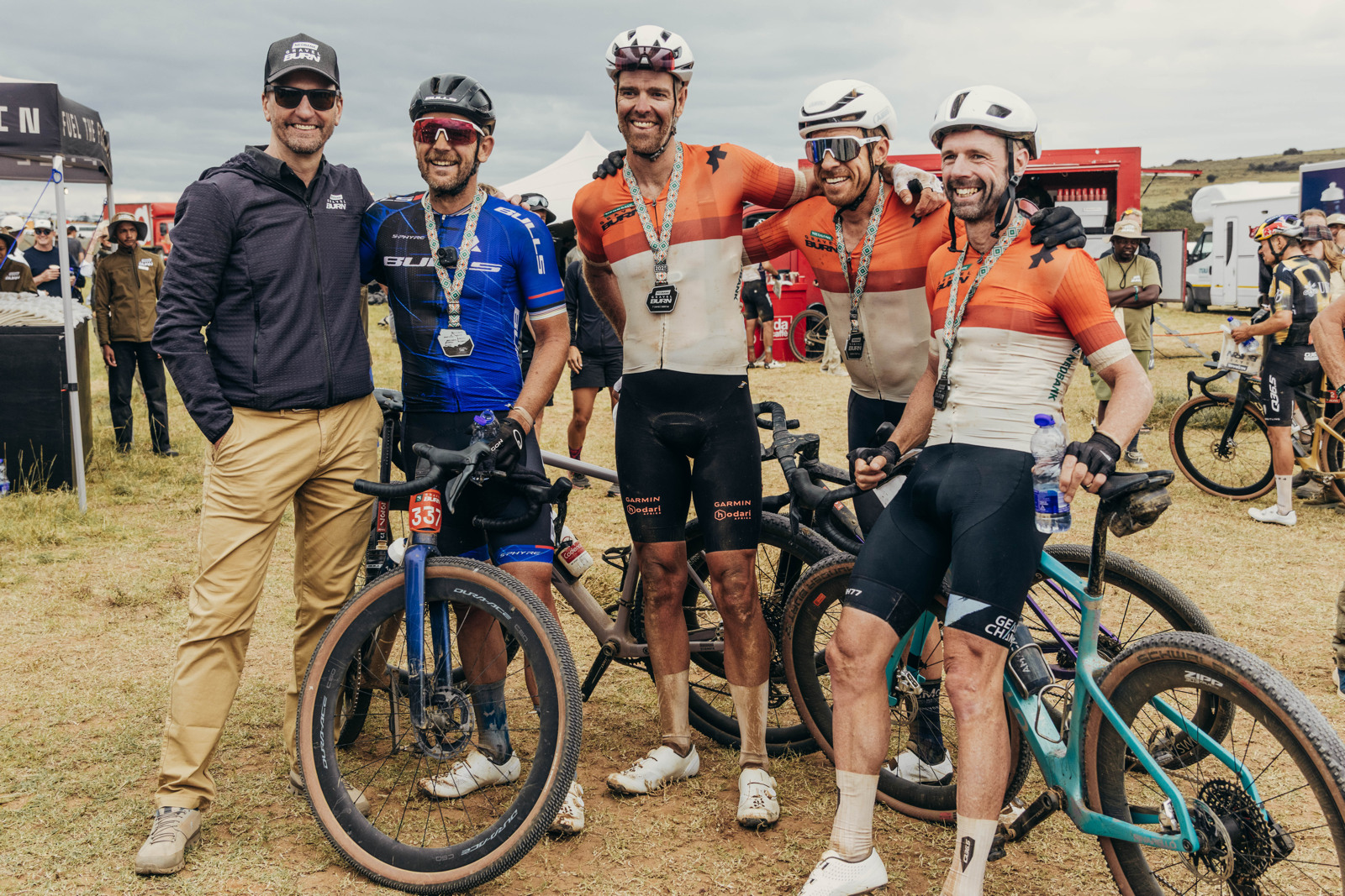 Gravel Burn 2025 - Kevin s vtzi vkovch kategori, v modrm Karl Platt