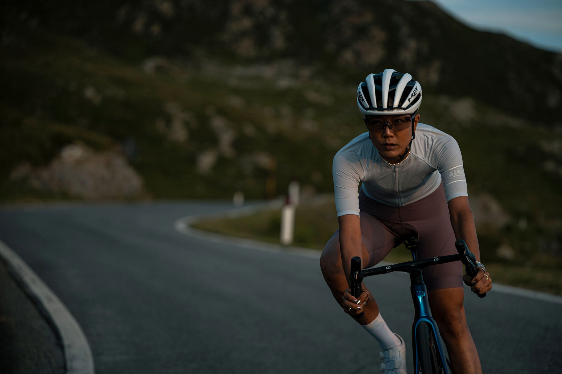 MET Trenta 3K Carbon