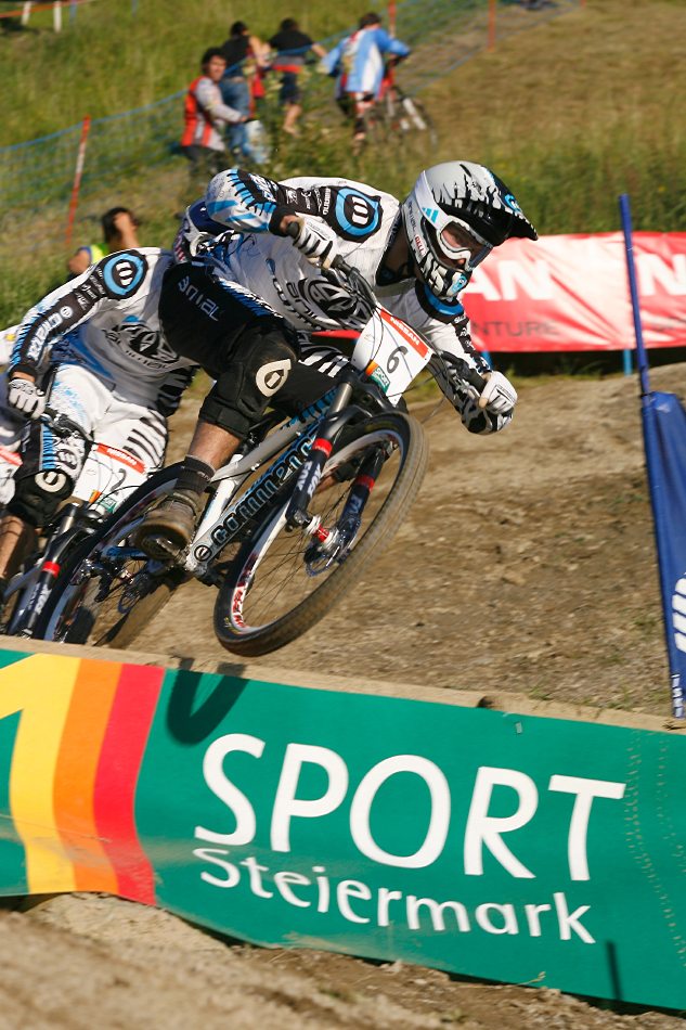 Nissan UCI 4X Cup #4 Schladming 2007 - Dan and Gee
