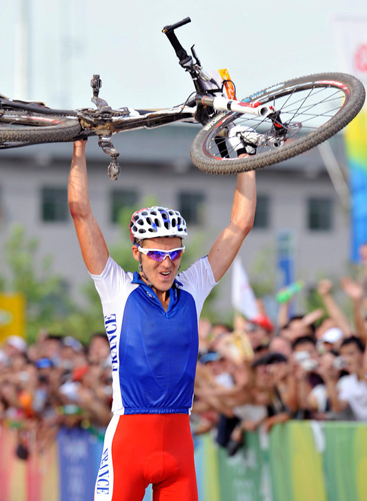 Olympijsk hry 2008 - Peking - Julien Absalon,  foto: Rob Jones