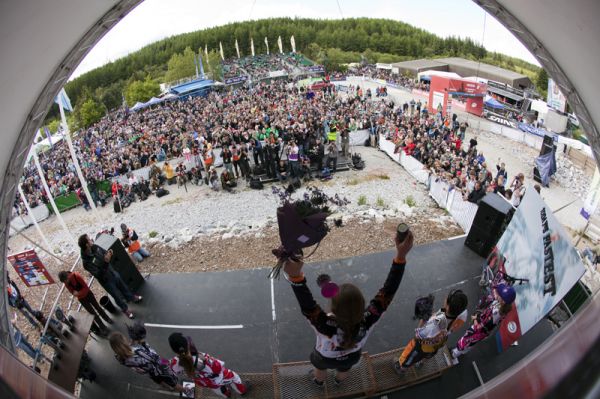 Nissan UCI World Cup DH & 4X #4 - Fort William /GBR/ 2009: photo: Gary Perkin