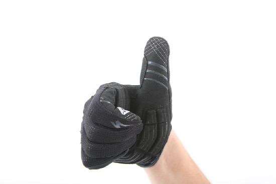 rukavice pro iPhone od Specialized