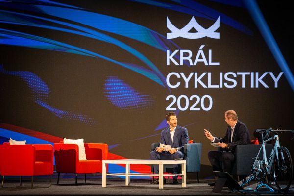 Krl cyklistiky 2020 - pnov si v obvku docela notovali