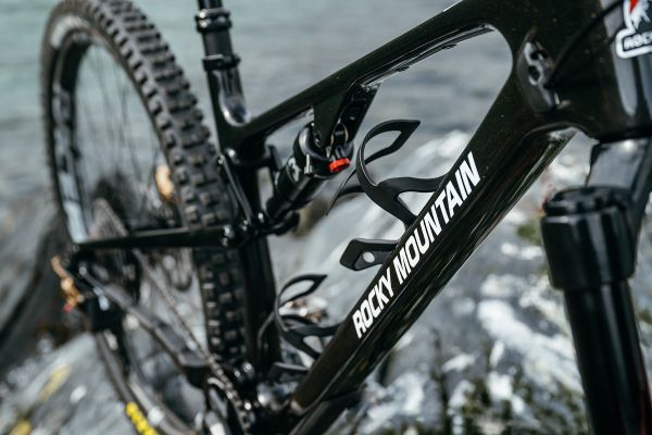 Rocky Mountain Element 2025