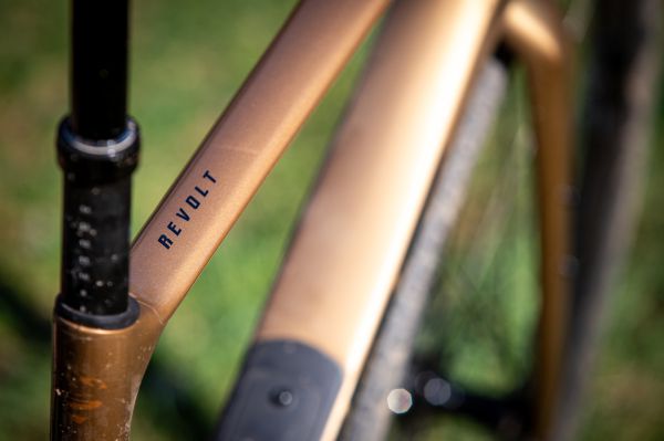 Giant Revolt Advanced 1