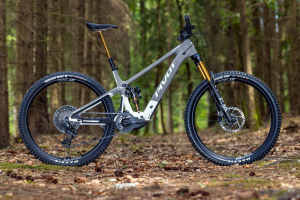 Pivot Shuttle SL-AM PRO XO