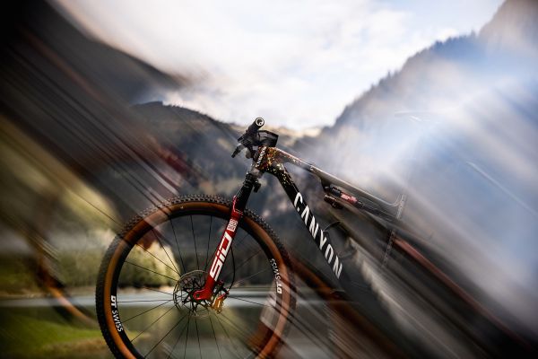 Canyon Lux CFR Lucy Schwarzbauera