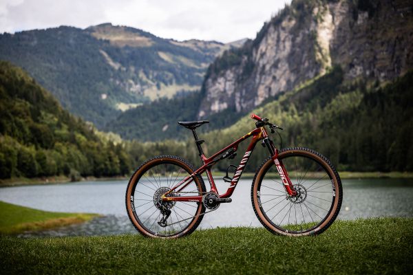 Canyon Lux CFR Thibaulta Francoise