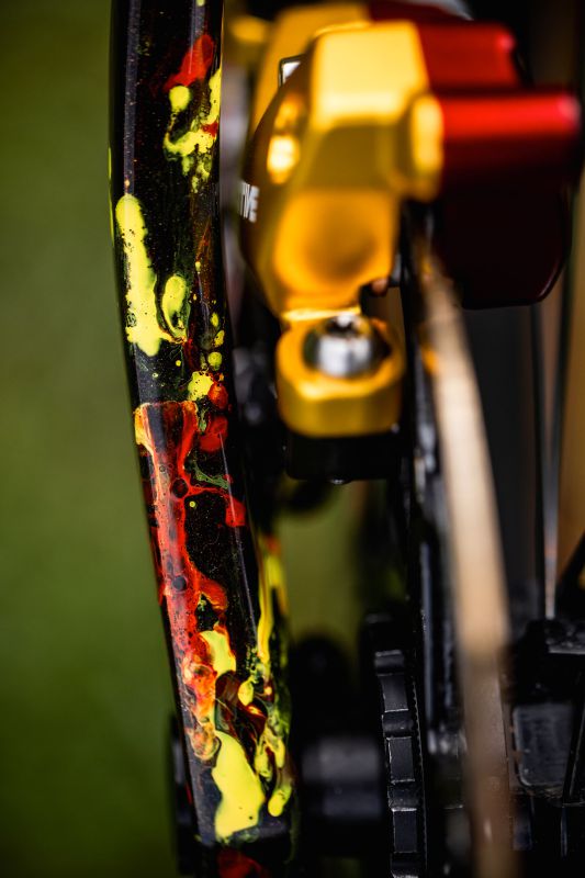 Canyon Lux CFR Lucy Schwarzbauera