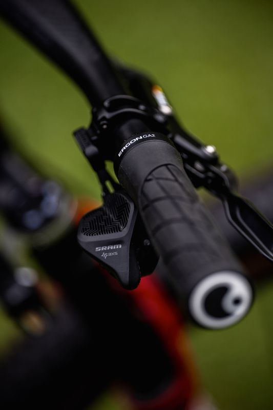 Canyon Lux CFR Lucy Schwarzbauera