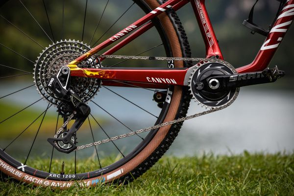 Canyon Lux CFR Thibaulta Francoise