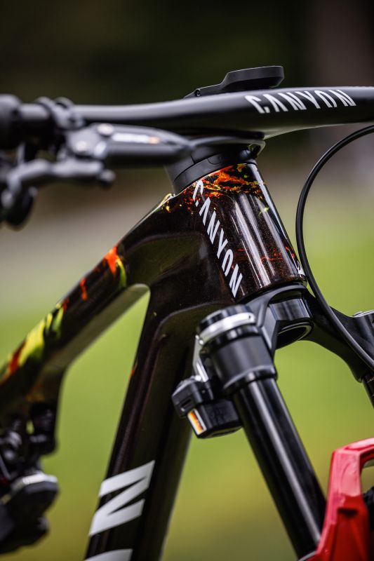 Canyon Lux CFR Lucy Schwarzbauera