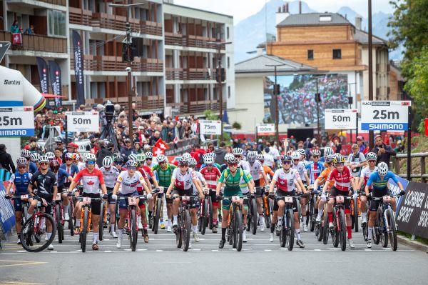 MS MTB 2025 - minuta do startu en Elite