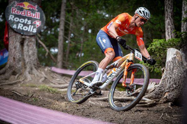 Mistrovstv svta XCO - Crans Montana 2025 - eny U23 & mui Elite