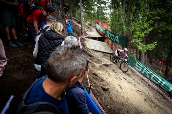 MS MTB 2025 - nejstar astnice Faranak Partoazar z rnu