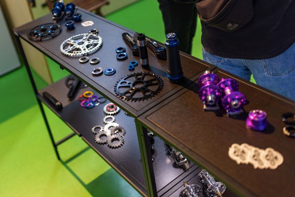 BESPOKED 2025 - Komponenty