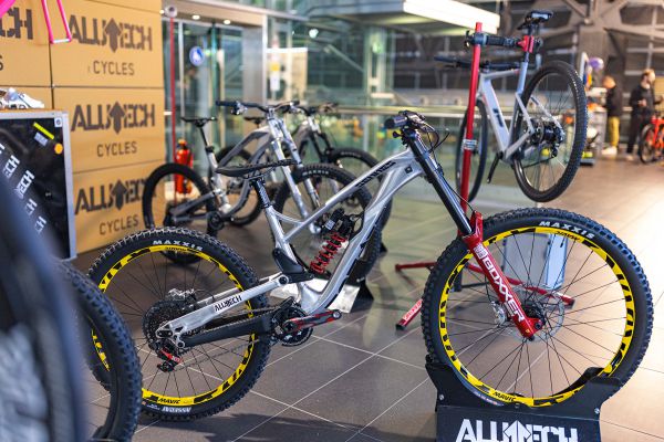 BESPOKED 2025 - Biky