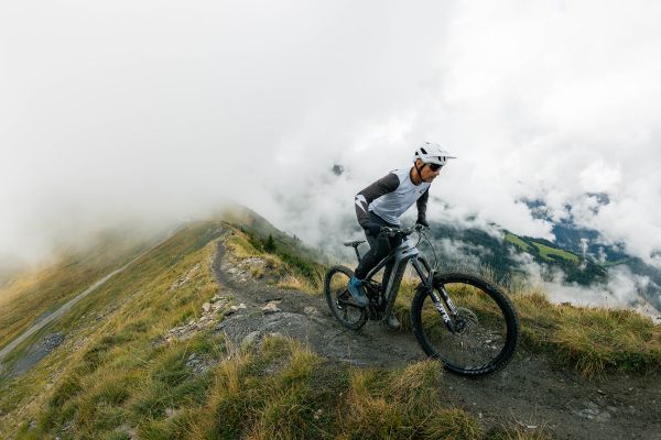 Giant Reign Advanced E+