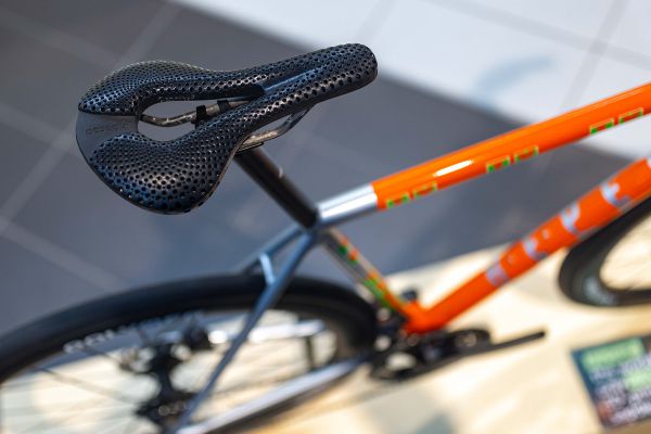 BESPOKED 2025 - Komponenty