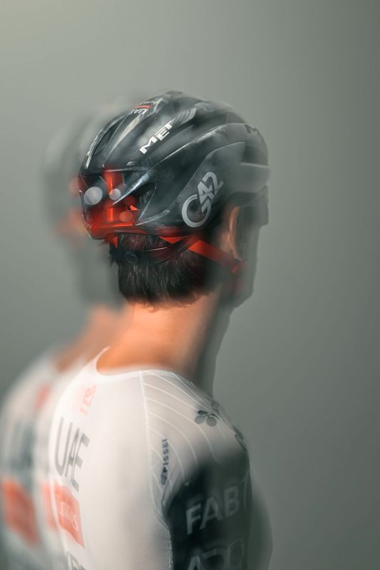 MET Trenta 3K Carbon