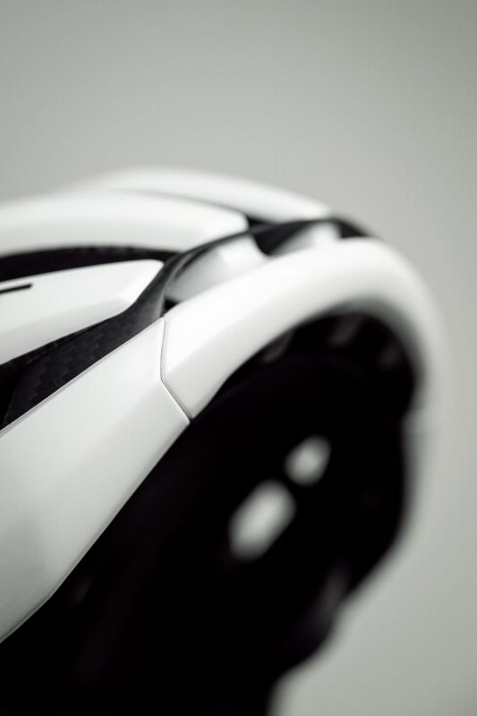 MET Trenta 3K Carbon